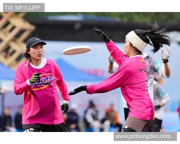 武汉飞盘队与上海飞盘队速度较量的精彩赛后分析与总结